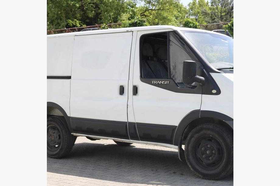 Ford Transit 2000–2014 Dveřní lišty EuroCap (6 ks, ABS, krátká základna) Image