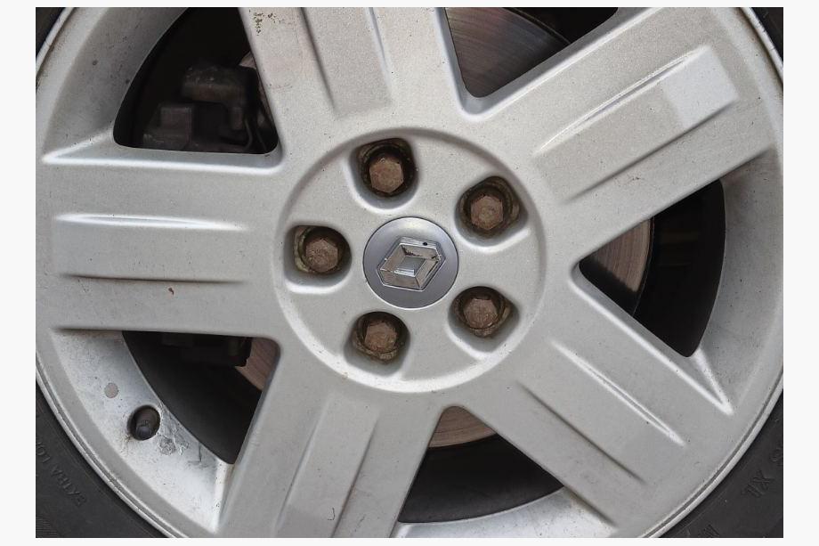 Renault Sada středových krytek disků šedé 81569 (57 mm na 50 mm, 4 ks) Image