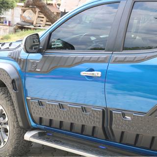Horní lišty dveří 2019+ (6 ks, ABS) Mitsubishi L200 2015–2024 fotografie 4