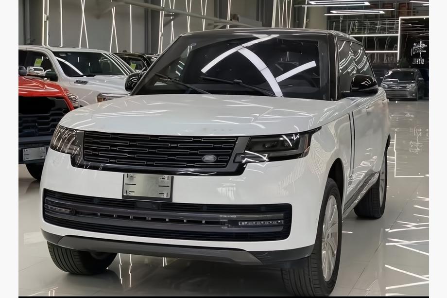 Range Rover V L460 2021– Sada bodykitu Fotografie 2