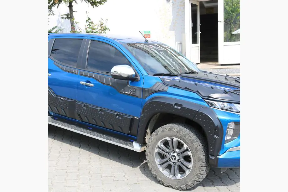 Mitsubishi L200 2015–2024 Rozšiřovače lemů blatníků V2 (2019+, EuroCap) Image