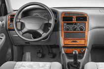 Toyota Avensis 1998–2003 Kryty palubní desky fotografie 2