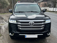 Toyota Land Cruiser 200 2007–2021 Kompletní restylingová sada pro LC 300 High-Line (plná sada) fotografie 4