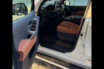 Toyota Land Cruiser 200 2007–2021 Sada pro upgrade interiéru pro LC300 fotografie 5