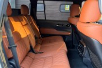 Toyota Land Cruiser 200 2007–2021 Sada pro upgrade interiéru pro LC300 fotografie 8