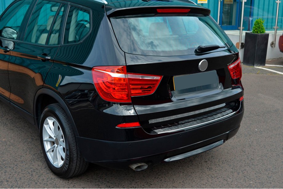 BMW X3 F25 2011–2018 Nerezová lišta na zadní nárazník OmsaLine (lesk, nerez) Fotografie 5