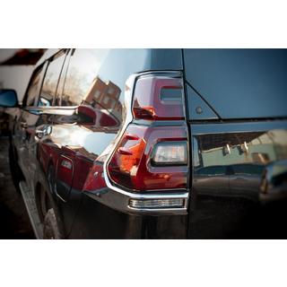 Chromové kryty zadních světel V2 (2 ks, 2018+) Toyota Land Cruiser Prado 150 2009–2023 fotografie 1