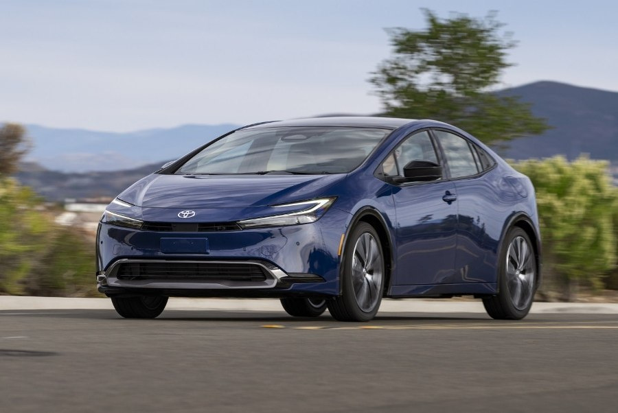 Test nové generace hybridního modelu Toyota Prius
