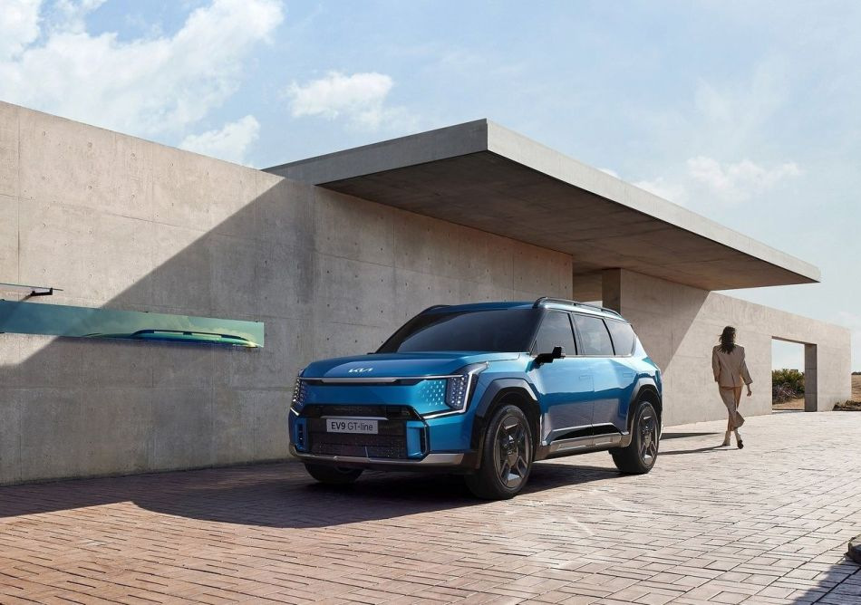 Sedmimístný elektrický crossover Kia EV9