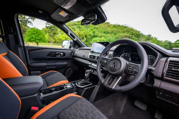 Recenze pickupu Mitsubishi L200 šesté generace Fotografie 5