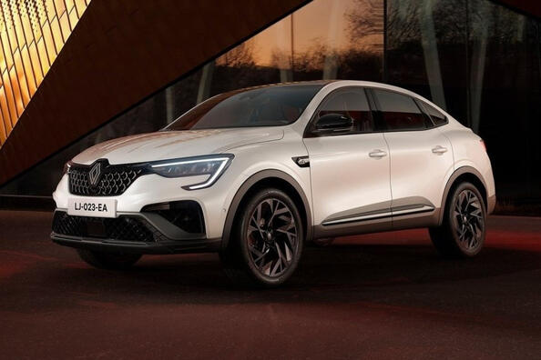 Test modernizovaného crossoveru Renault Arkana