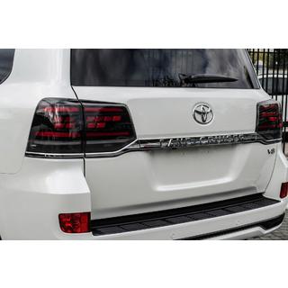 Zadní světla 2016-2021 (Sekvenční Red Plus) Toyota Land Cruiser 200 2007–2021 fotografie 1