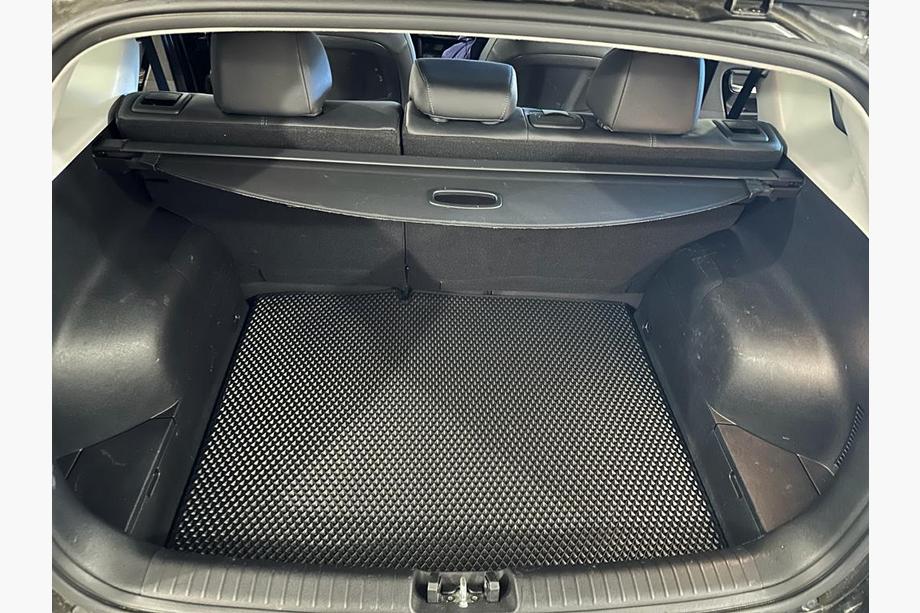 Kia Niro 2016–2021 EVA vana do kufru (černá) Image