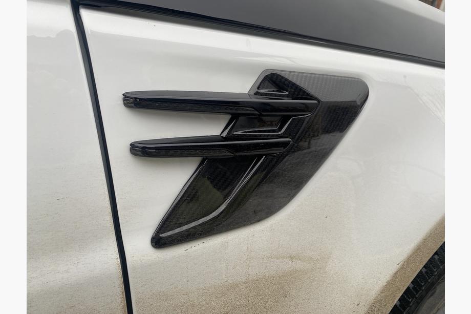 Range Rover Sport 2014–2022 Sada karbonových krytů (2018-2022) Fotografie 11