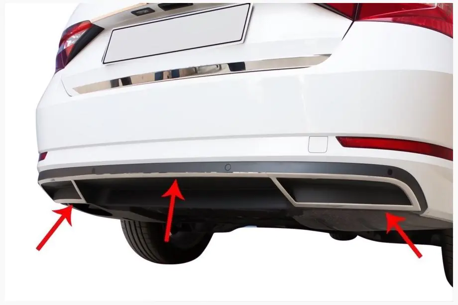 Skoda Superb 2015–2024 Chromové krytky na konce zadního nárazníku Carmos (3 ks, nerez) Image