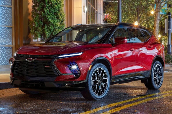 Recenze modernizovaného crossoveru Chevrolet Blazer