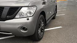 Nissan Armada 2016–2024 Boční prahy New Vision Grey (2 ks., hliník) fotografie 9
