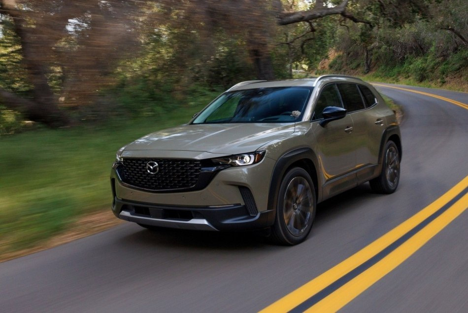 Recenze krossoveru s pohonem všech kol Mazda СХ-50