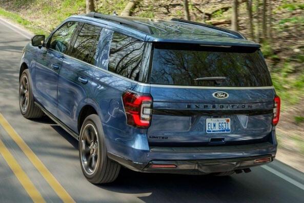Modernizované SUV Ford Expedition čtvrté generace Fotografie 4