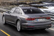 Recenze modernizovaného sedanu Audi A8 s pohonem všech kol fotografie 3