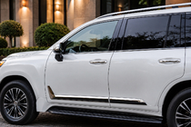 Lexus LX 500d/600 2022– Černé dveřní lišty F-Sport, bílo-černé (4 ks, ABS) fotografie 2
