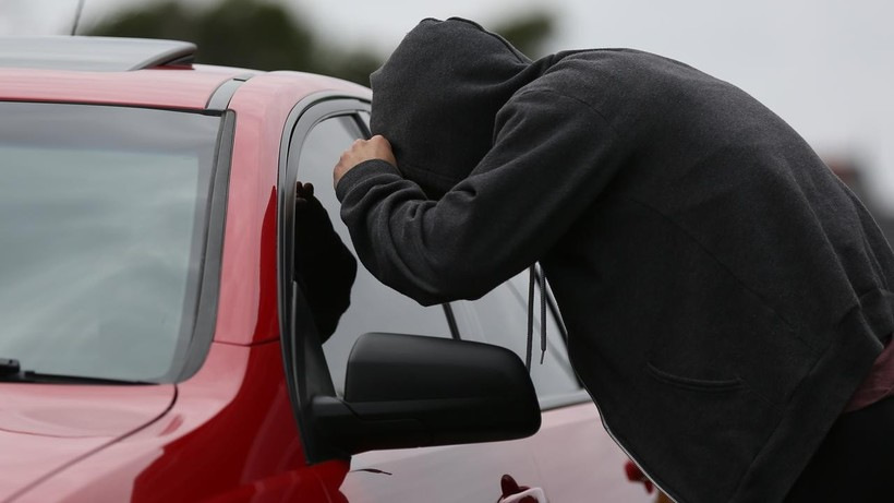 Jak ochránit auto před zloději