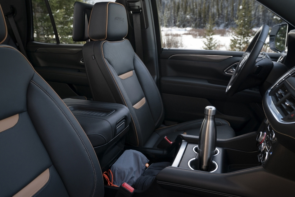 Recenze páté generace SUV GMC Yukon