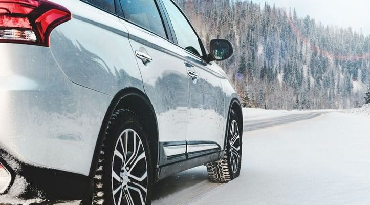 Jak v zimě ušetřit palivo: tipy pro řidiče
