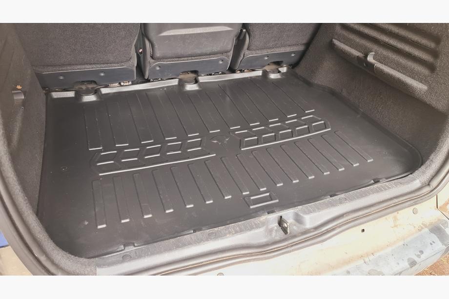 Renault Scenic/Grand 2003–2009 Gumová vana do kufru Stingray 3D (pro Scenic) Image