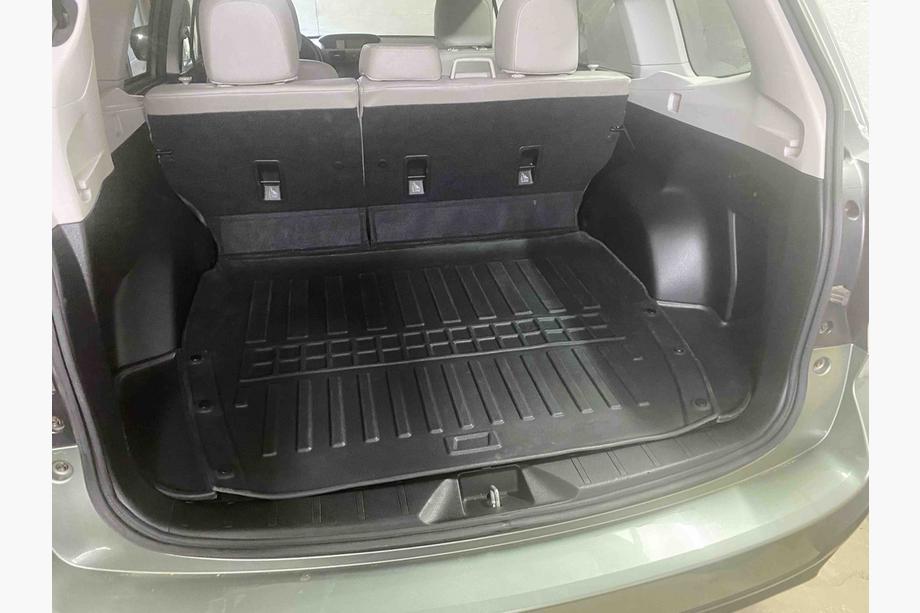Subaru Forester 2013–2018 3D vana do kufru (Stingray) Image