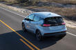 Recenze modernizovaného elektrického hatchbacku Chevrolet Bolt EV fotografie 4