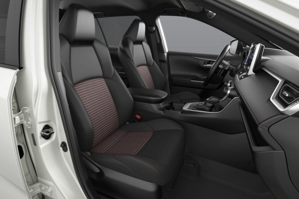 Test hybridního SUV s pohonem všech kol Suzuki Across
