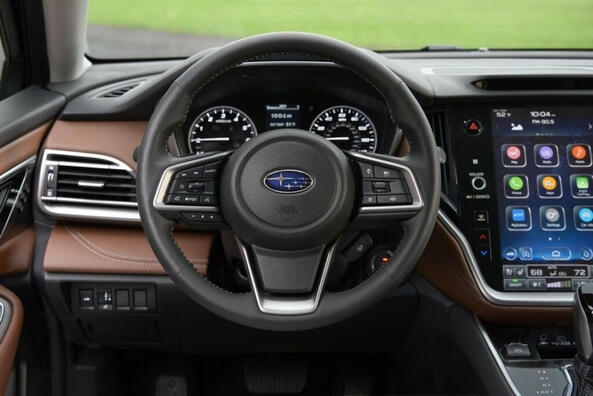 Recenze modernizovaného sedanu Subaru Legacy s pohonem všech kol Fotografie 5