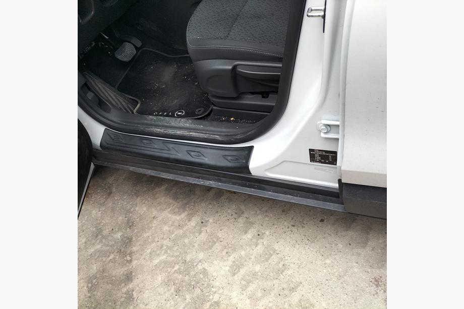 Opel Crossland X 2017–2024 Kryty prahů dveří EuroCap (4 ks, ABS) Image