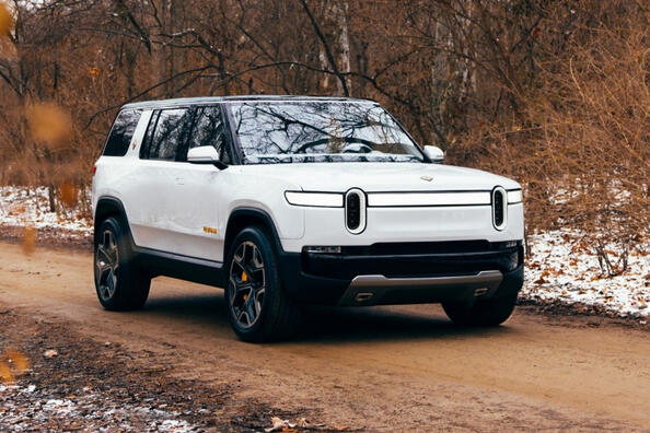 Recenze elektrického SUV Rivian R1S