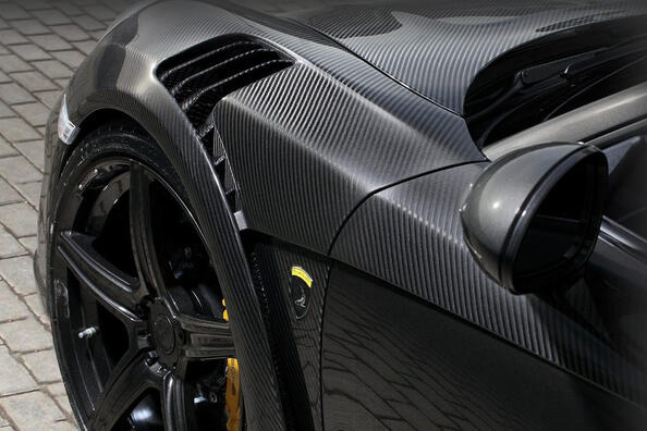 Vlastnosti karbonové fólie v automobilovém tuningu