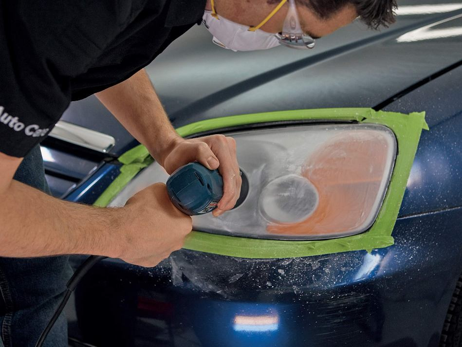 Proč je důležité leštit světlomety auta?