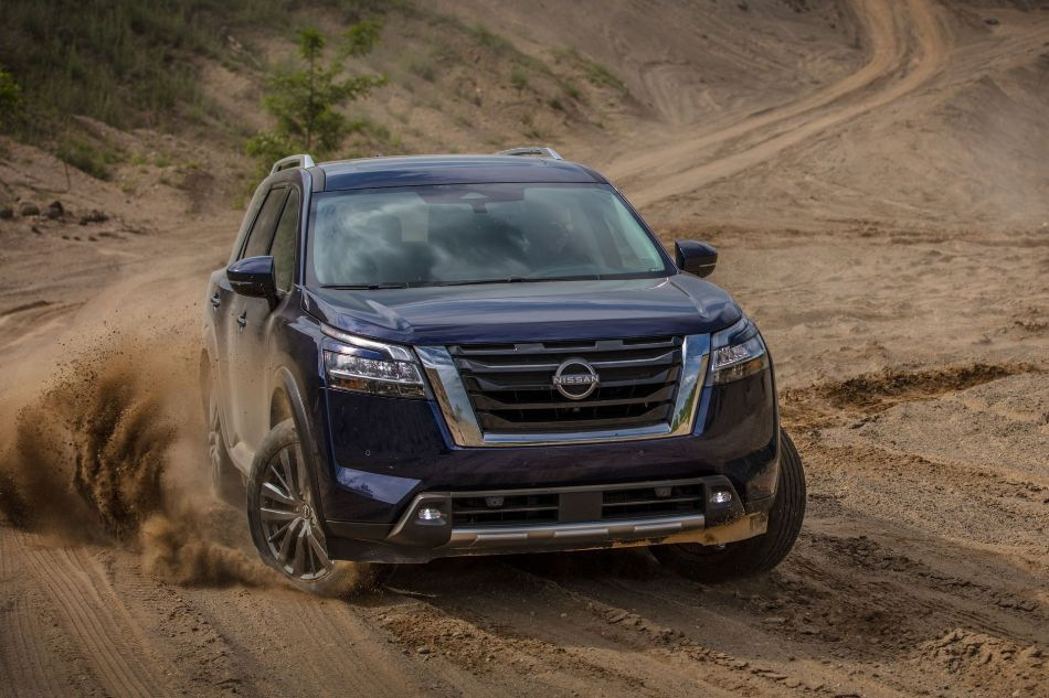 Recenze páté generace SUV Nissan Pathfinder