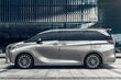 Recenze prémiového minivanu Lexus LM druhé generace fotografie 2