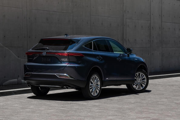 Recenze druhé generace crossoveru Toyota Venza Fotografie 4
