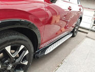 Honda ZR-V 2022– Boční nášlapy Shining (2 ks, hliník) fotografie 1