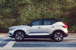 Elektrický crossover Volvo XC40 Recharge s pohonem všech kol fotografie 4