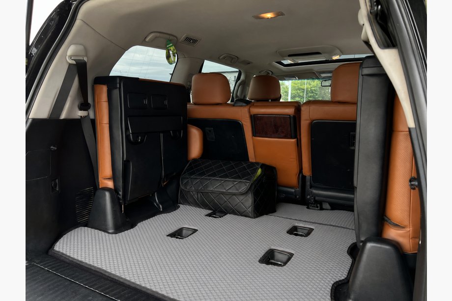 Lexus LX570/450d 2008–2022 EVA rohož do kufru, 2 ks (pro 7 míst, šedá) Image