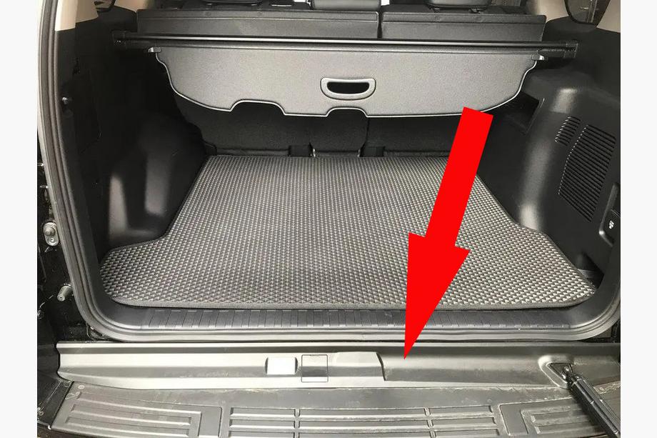 Toyota Land Cruiser Prado 150 2009–2023 Kryt zadního prahu (ABS) Fotografie 1