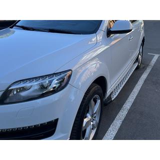 Boční prahy Shining V1 (2 ks, hliník) Audi Q7 2005–2015 fotografie 1
