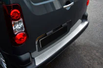 Peugeot Partner Tepee 2008–2018 Nerezové lišty na zadní nárazník OmsaLine fotografie 2