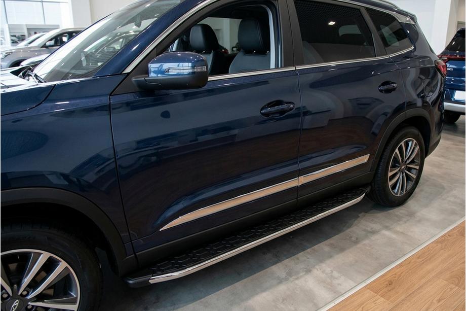 Chery Tiggo 8 2017– Boční nášlapy Blackline (2 ks, hliník) Image