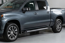 Chevrolet Silverado 2019– Boční nášlapy New Vision Black (2 ks, hliník) fotografie 3