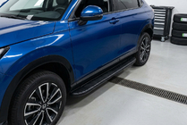 Honda eNP1 2022– Boční nášlapy Bosphore Black (2 ks, hliník) fotografie 1