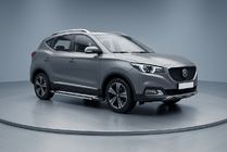 MG ZS 2017–2024 Boční nášlapy Rainbow (2 ks, hliník) fotografie 1